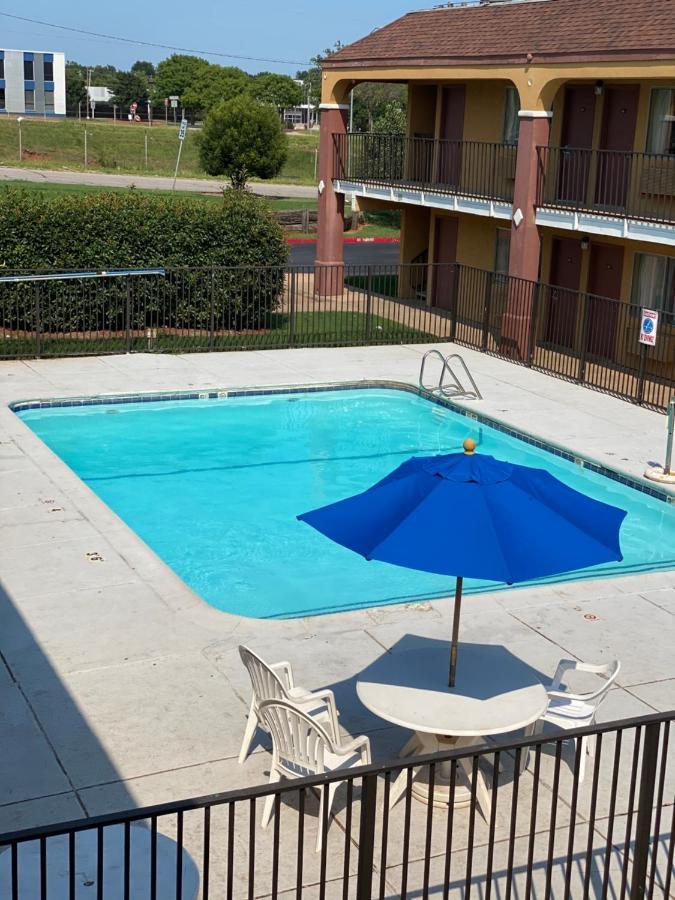 Super 8 By Wyndham Midwest City Ok Ngoại thất bức ảnh