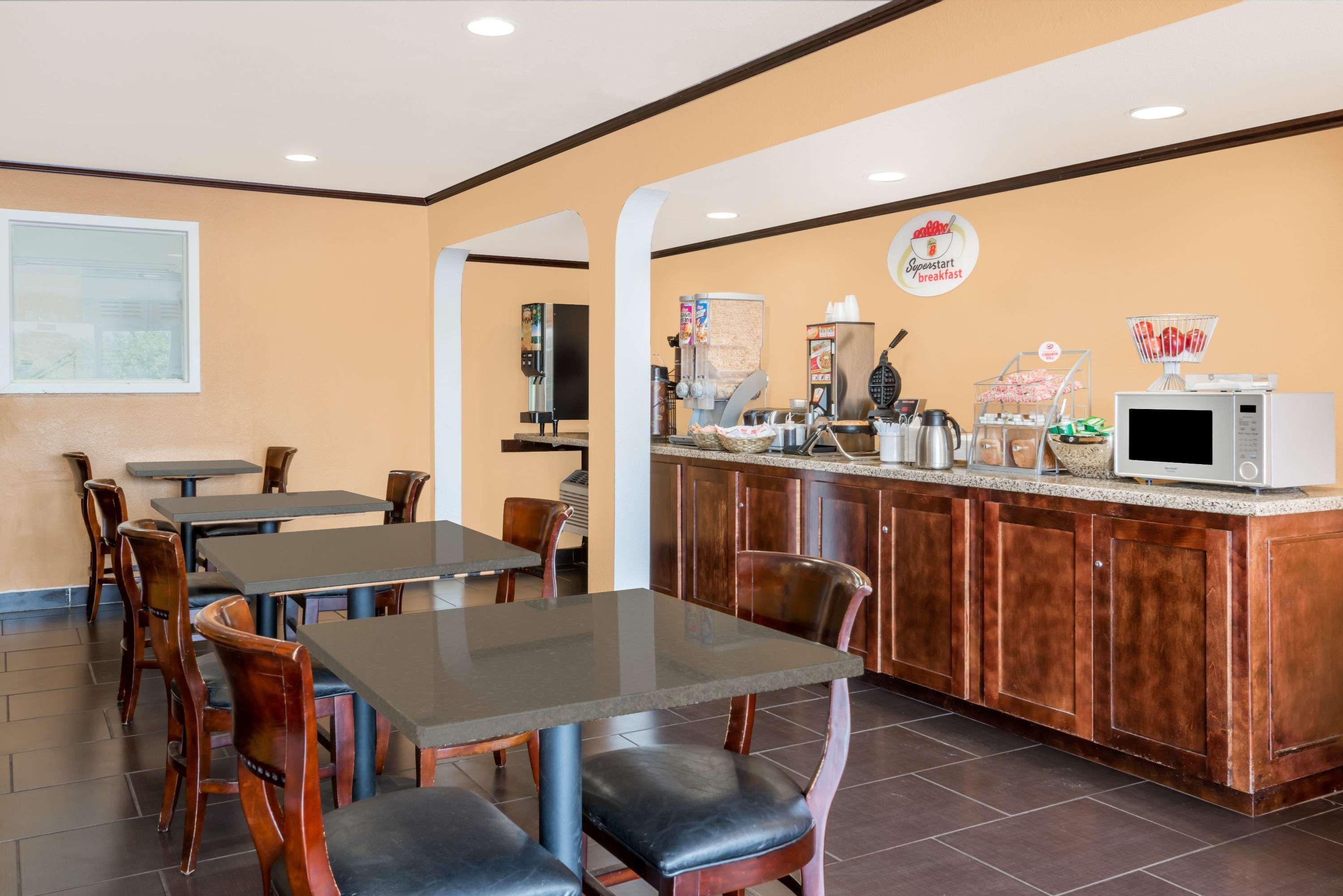 Super 8 By Wyndham Midwest City Ok Ngoại thất bức ảnh