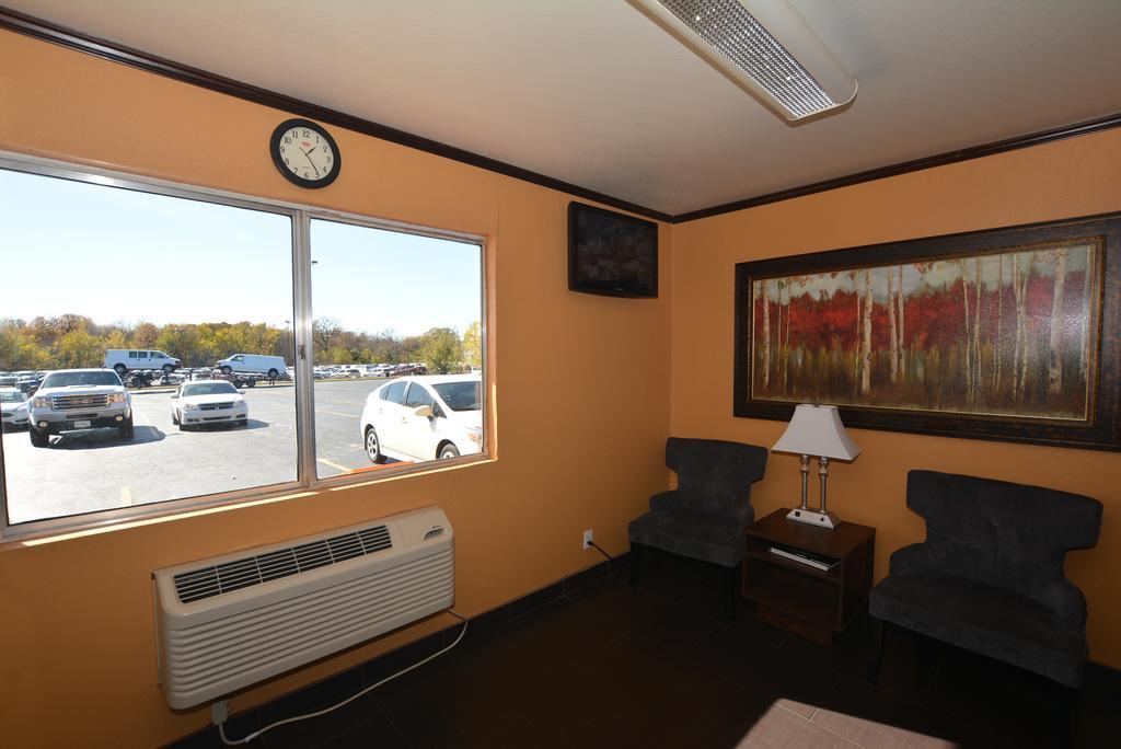 Super 8 By Wyndham Midwest City Ok Ngoại thất bức ảnh